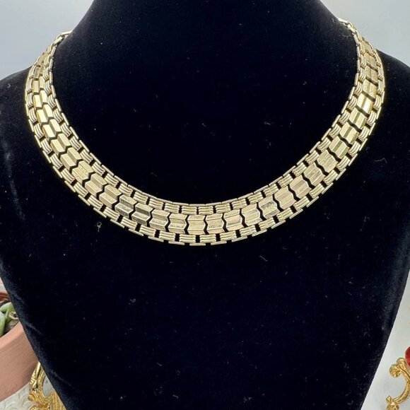 VTG Sarah Coventry Wide Collar Necklace Gold Tone Choker Statement 16” Retro - Picture 1 of 9